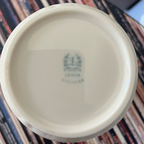 Lenox woodland vase - Picture 3 of 5